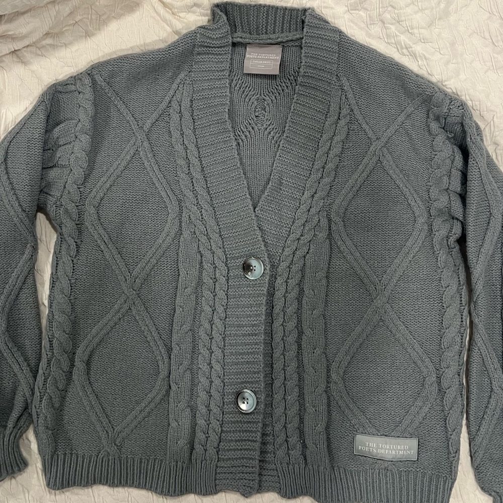 Nwot Taylor Swift Gray Cable Knit Cardigan